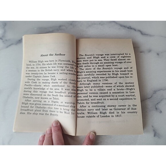 The Mutiny On Board HMS Bounty William Bligh Paperback - Picture 4 of 10